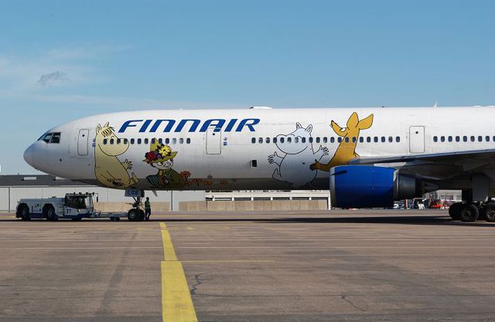 Farþegaþota Finnair skreytt múmínálfamyndum í Japan. Asíuflug er stór þáttur í starfsemi Finnair.