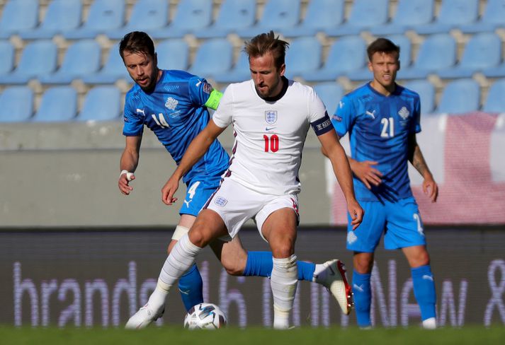 Strákarnir okkar mæta Harry Kane og félögum í dag.