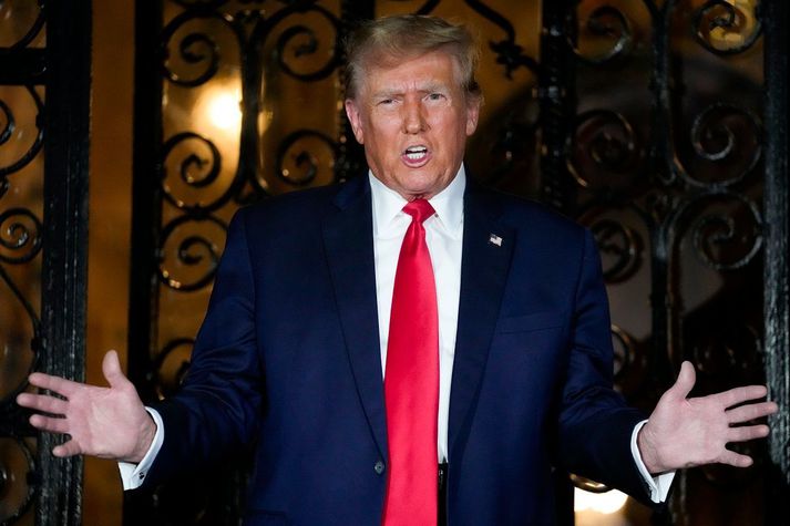 Donald Trump, fyrrverandi forseti Bandaríkjanna, skuldur fúlgur fjár vegna dómsmála.