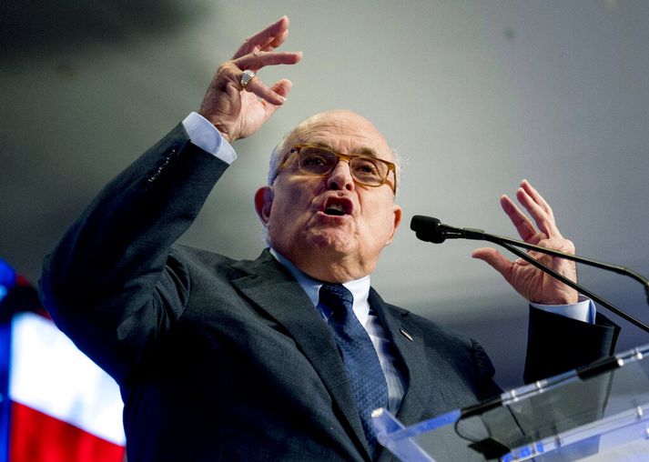 Giuliani naut fulltingis Parnas og Fruman við að koma á fundum við úkraínska embættismenn sem hann vildi að fyndu skaðlegar upplýsingar um Joe Biden.