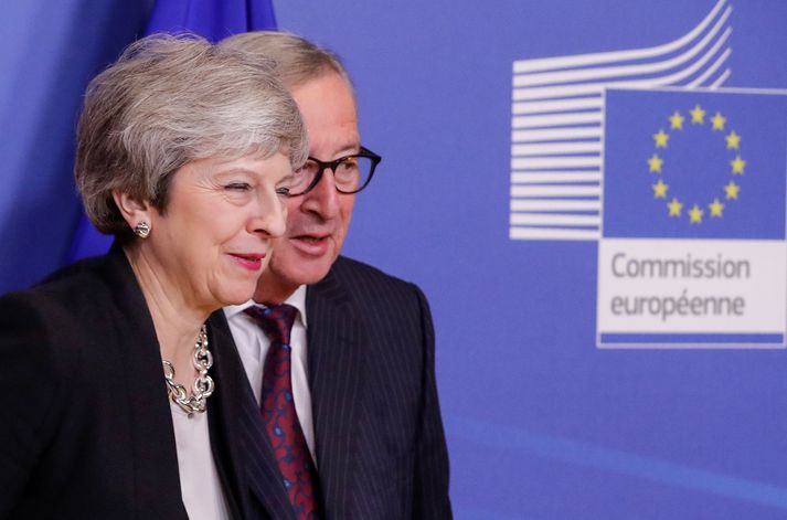 May hefur farið margoft til fundar við evrópska ráðamenn eins og Juncker. Yfirlýst markmið þeirra funda hefur verið að semja um breytingar á útgöngusamningi sem þingið hafnaði í janúar.