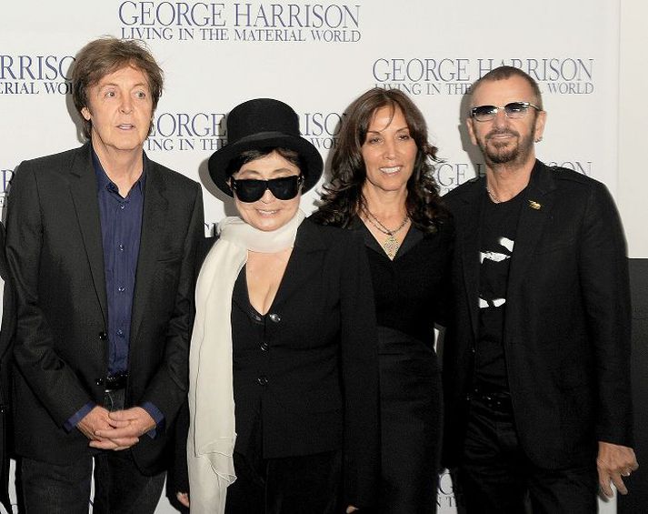 Paul McCartney, Yoko Ono, Olivia Harrison (ekkja George Harrison) og Ringo Starr á frumsýningunni.nordicphotos/getty