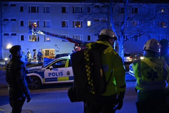 Sprenging varð við fjölbýlishús í hverfinu Farsta í Stokkhólmi í gærkvöldi.