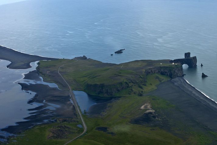 Almannavarnarnefnd Mýrdalshrepps fundar í dag vegna slyssins í Reynisfjöru. Mynd/Haraldur Guðjónsson