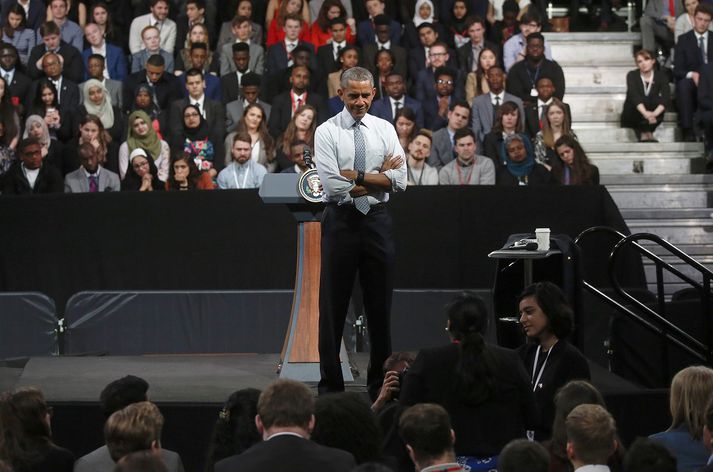 Obama ræddi við ungt fólk í dag.