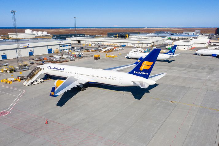 Flugvélar Icelandair við Leifsstöð