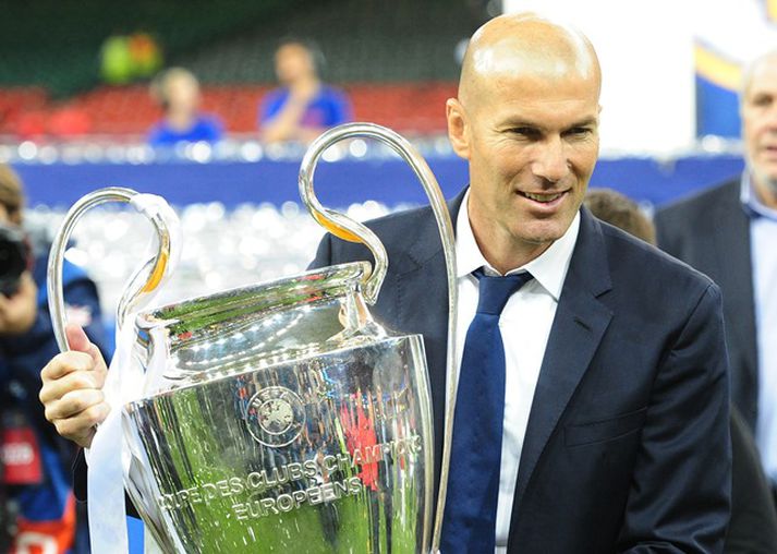 Zidane þjálfar Real Madrid í dag og hefur liðið unnið Meistaradeild Evrópu tvisvar undir hans stjórn.