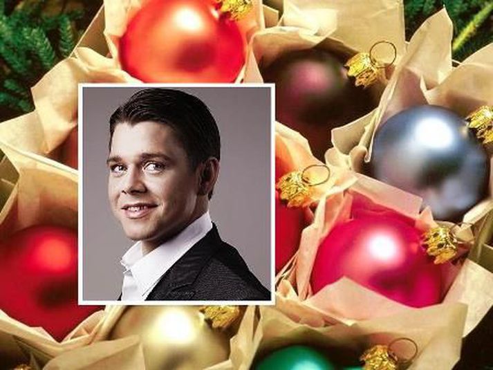 Jógvan Hanson lýsir lyktinni af jólamatnum í Færeyjum.