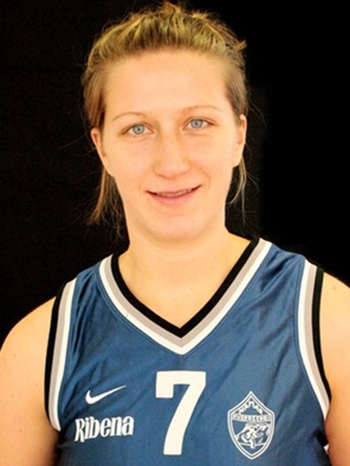 Julia Demirer lék með Hamar í fyrravetur.