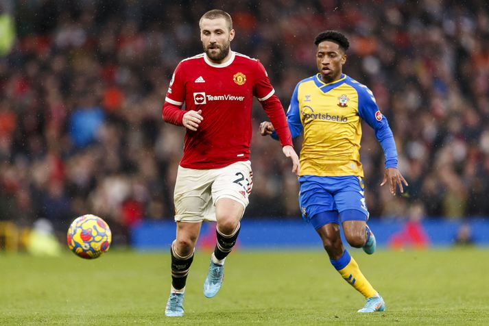 Luke Shaw segir að Manchester United eigi ekki möguleika á sæti í Meistaradeildinni ef liðið heldur áfram að kasta frá sér stigum.