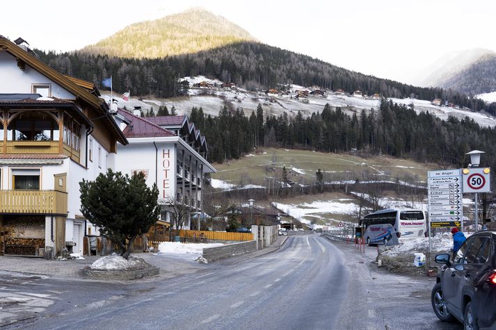 Gatan þar sem atvikið átti sér stað í þorpinu Luttach.