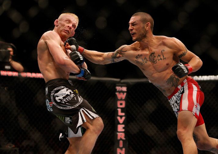 Cub Swanson er á fimm bardaga sigurgöngu í fjaðurvigtinni.