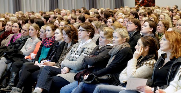 Frá kjarabaráttufundi hjúkrunarfræðinga.