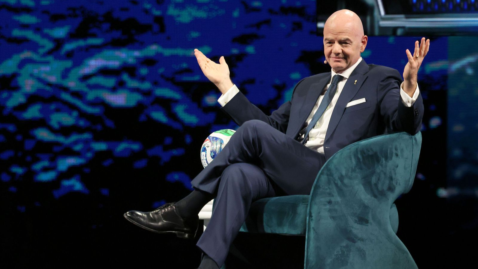 Saka FIFA um að stofna „gervi“ leikmannasamtök