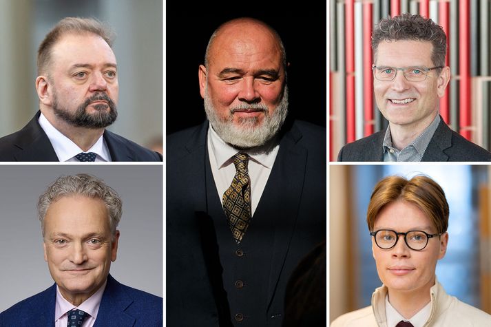 Logi Már Einarsson ráðherra málaflokksins segist eiga í góðum samskiptum við Sýn, það sagði hann nú rétt áðan á þingi í kjölfar fyrirspurnar Bryndísar Haraldsdóttur þingmanns Sjálfstæðisflokksins í Óundirbúnum fyrirspurnum, um "fílinn í stofunni". En samkvæmt umsögn Sýnar um drög að frumvarpi um Ríkisútvarpið er enn talsvert í land.
