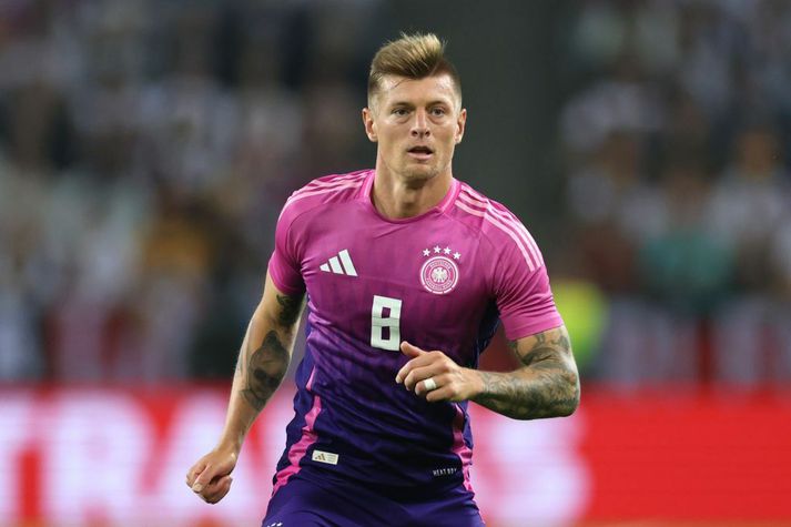 Toni Kroos mun örugglega sofa vel í sumarbústaðnum sínum.