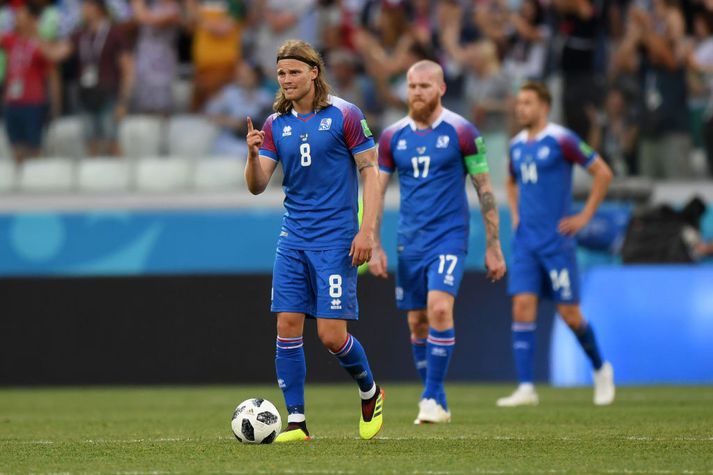 Birkir Bjarnason og Aron Einar Gunnarsson fóru meðal annars með Ísland á HM í Rússlandi 2018.