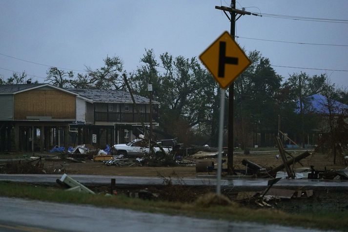 Skemmdirnar sem Lára olli í ágúst eru enn sýnilega víða í Louisiana.