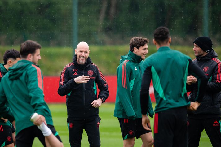 Erik ten Hag, knattspyrnustjóri Manchester United, á æfingu fyrir bikarúrslitaleikinn gegn Manchester City á laugardaginn.