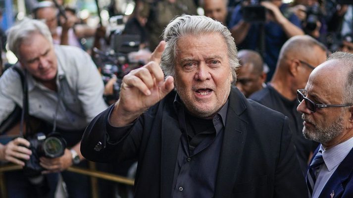 Stephen Bannon í New York í dag.