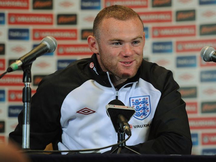 Wayne Rooney á blaðamannafundi fyrir leikinn.