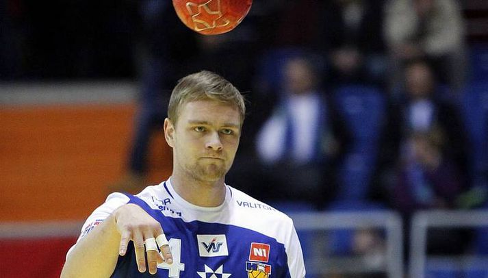 Aron Pálmarsson Skoraði 5 mörk á móti Króatíu í gær en þurfti til þess 14 skot.