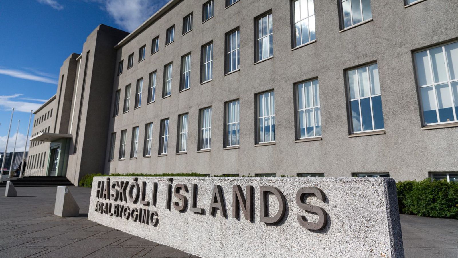 Bein út­sending: Braut­skráning Há­skóla Ís­lands