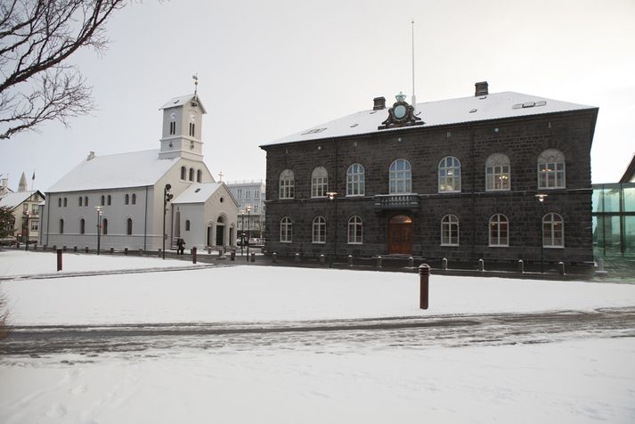 Annarri umræðu um fjárlög frestað fram í næstu viku. Stjórnarandstaðan reynir að tala frumvarp um Þróunarsamvinnustofnun út af borðinu.