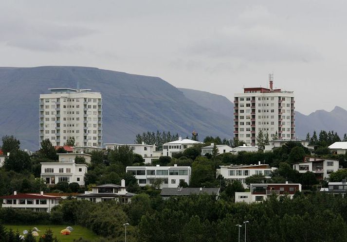  Þjóðskrá vekur athygli á að kaupsamningur geti verið um fleiri en eina eign. 