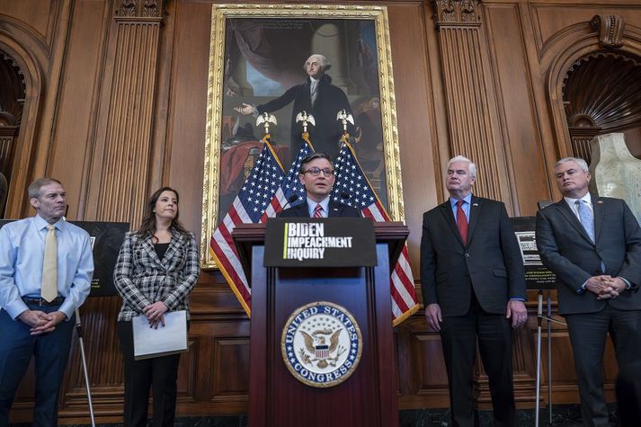 Fimm af leiðtogum Repúblikanaflokksins sem koma hvað mest að rannsókn flokksins á meintum embættisbrotum Joe Biden. Frá Vinstri: Jim Jordan, Elise Stefanik, Mike Johnson, Tom Emmer og James Comer.