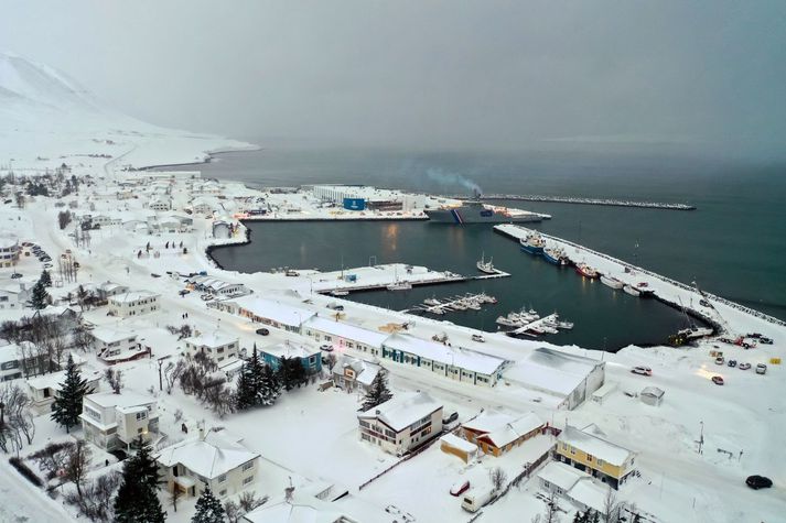 Frá Dalvík. Björgunarsveitir frá Dalvík, Siglufirði og Akureyri voru kallaðar út vegna málsins.