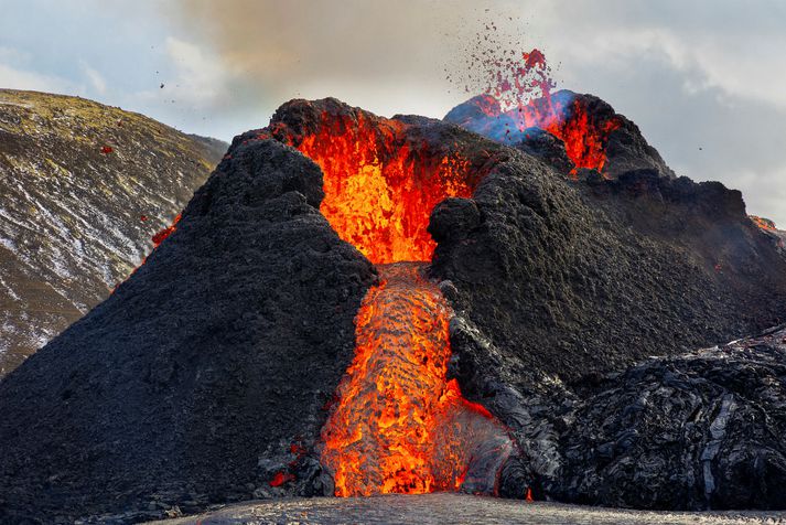 Eldgos í Geldingadöluml á Reykjanesi.