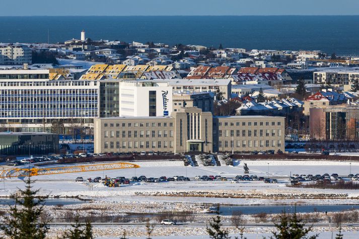 Háskólinn mátti víkja nemandanum úr námi vegna háttsemi hans þegar hann stundaði skiptinám í Bandaríkjunum.