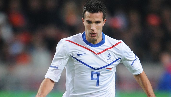 Robin van Persie með Hollendingum á föstudagskvöld.