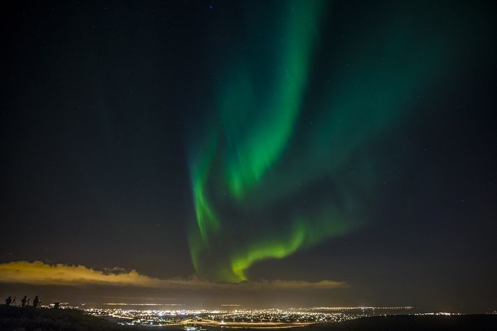 Magnað sjónarspil var á himnum í gærkvöldi.