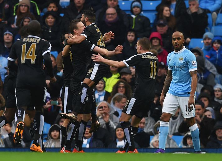 Robert Huth, Kante og Mahrez sem allir sjást á myndinni eru í liði Thierry Henry.