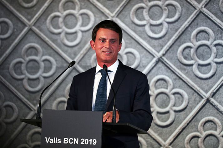 Manuel Valls tilkynnti um framboð sitt í dag.