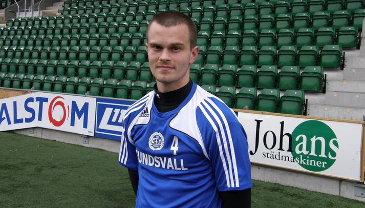 Sverrir Garðarsson var á mála hjá sænska liðinu Sundsvall árið 2008.