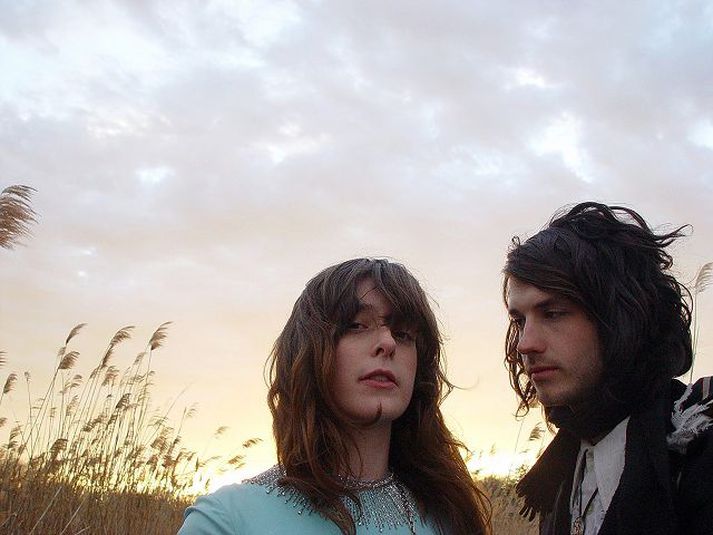 Bandaríska hljómsveitin Beach House spilar á Airwaves-hátíðinni í haust.