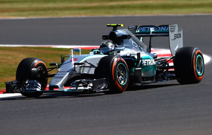 Nico Rosberg er maðurinn til að reyna að ógna í tímatökunni á morgun.