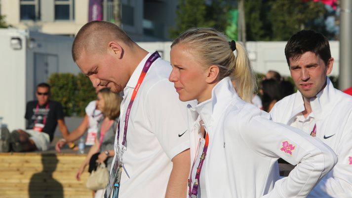 Ragna Ingólfsdóttir ásamt Þormóði Jónssyni í Ólympíuþorpinu.