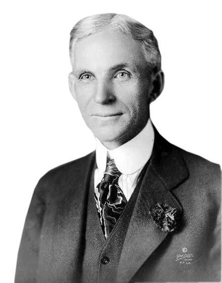 Henry Ford lét framleiða sérstaka gerð framrúða í bíla til að draga úr slysum.