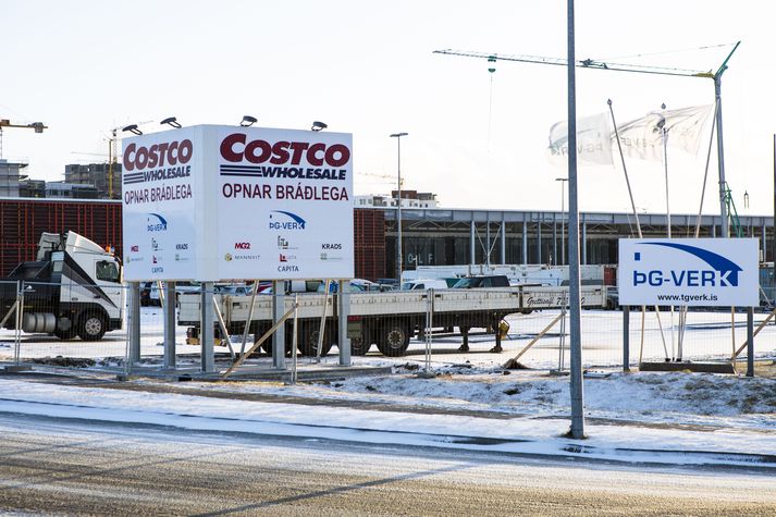 Costco ætlar að opna í lok maí. 