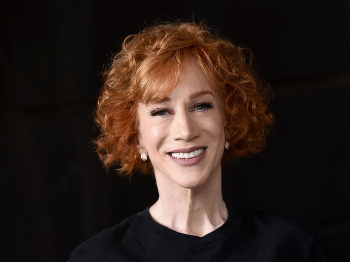 Grínistinn og Íslandsvinurinn Kathy Griffin hefur greinst með lungnakrabbamein.