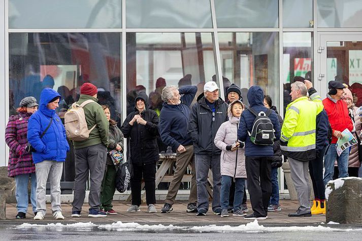 Ísland brýtur á EES-reglum með því að skylda erlend rútufyrirtæki til að gera tveggja daga hlé á starfsemi sinni á tíu daga fresti.