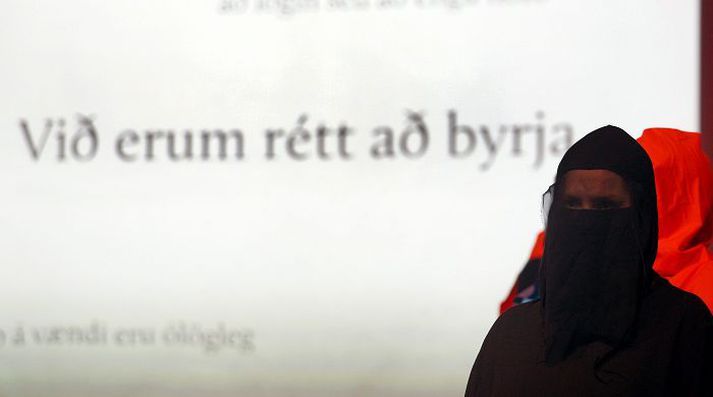 Samtökin beittu tálbeitum til þess að varpa ljósi á vændiskaupendur sem skiptu hundruðum á vefsíðum á borð við Einkamál.is.