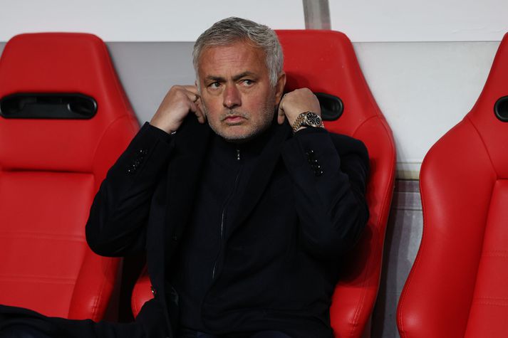 Jose Mourinho var allt annað en sáttur eftir súrt tap í deildarbikarnum.