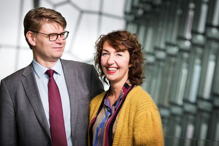 Unaðsfegurð Íslands kemur stundum út á mér tárum. Ég get bara ekki hugsað mér að búa neins staðar annars staðar,“ segir Harpa. "Ekki í bili,“ segir Björn.
