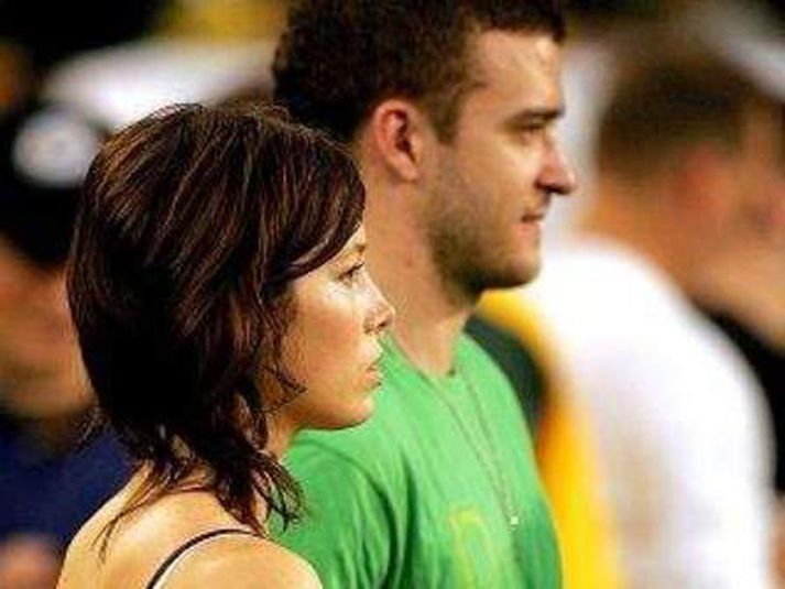 justin og jessica
Móðir popparans Justins Timberlake vill ólm eignast barnabörn.