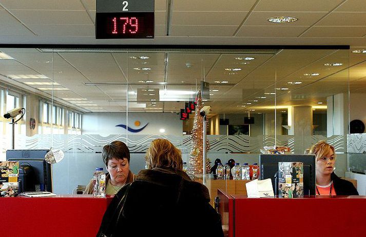 Til margs ber að líta þegar tekin er ákvörðun um það á hvers konar bankareikningi er skynsamlegast að geyma sparnað sinn.
